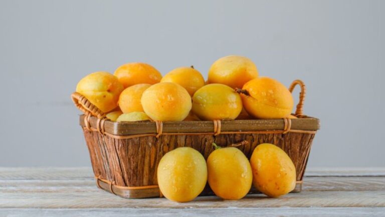 Mango Shortage: Causes, Effects & Solutions Explored